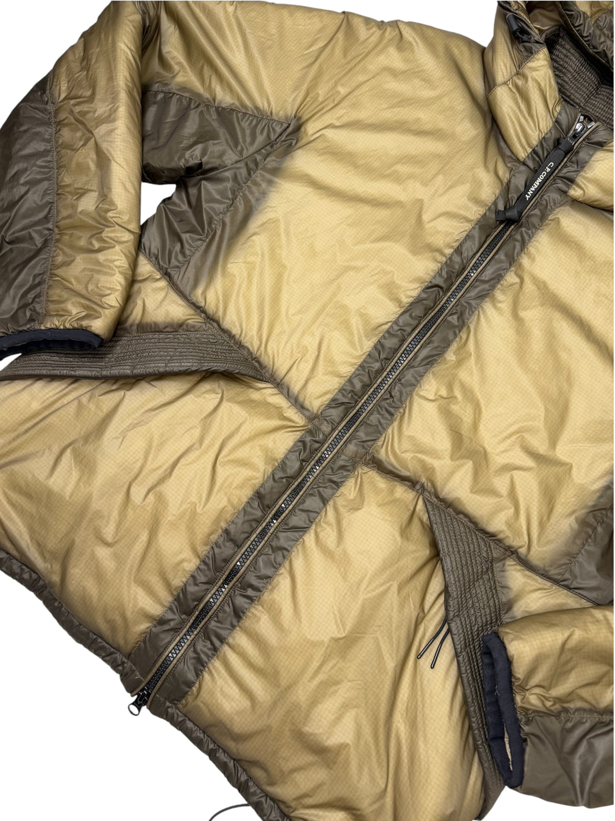 CP company outline Puffer in Primaloft Taglia 52